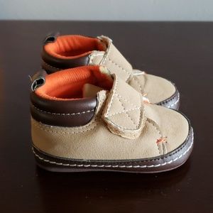 Soft sole baby boots